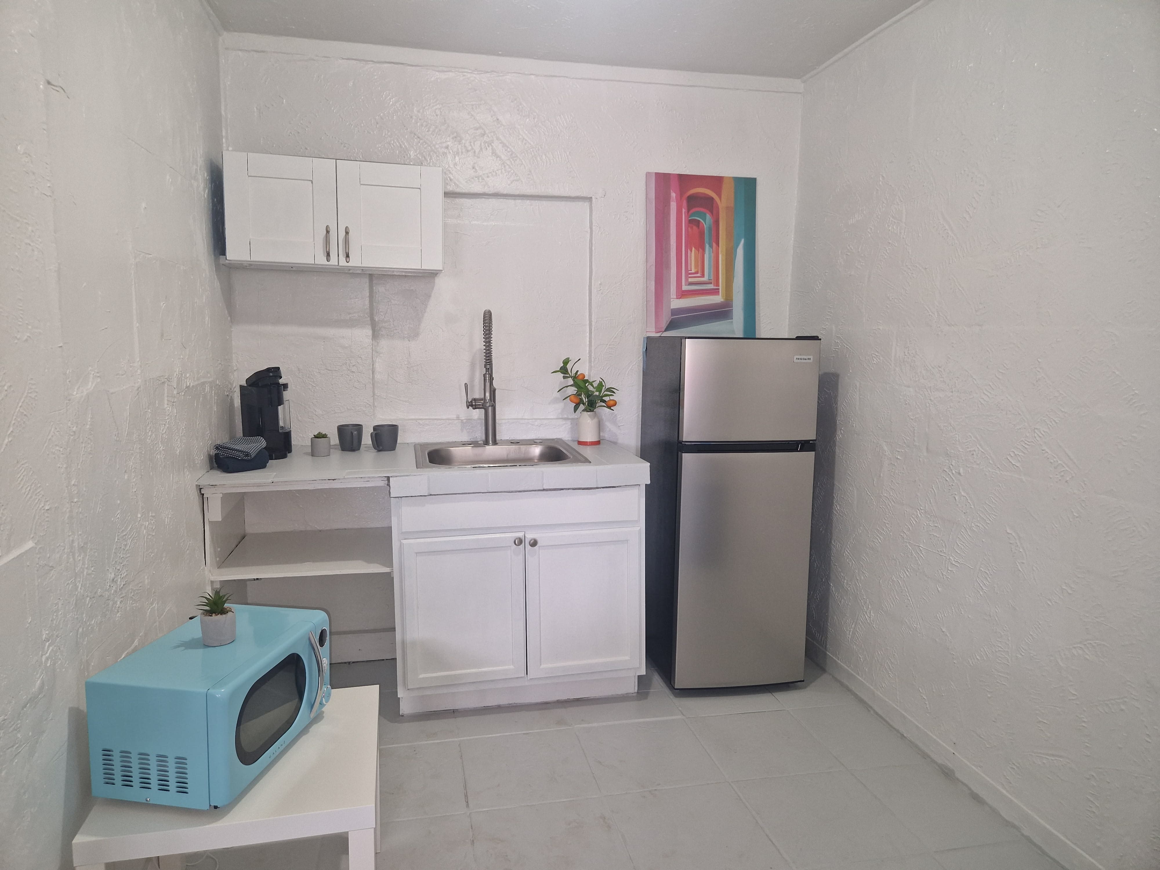 Studio kitchen corner